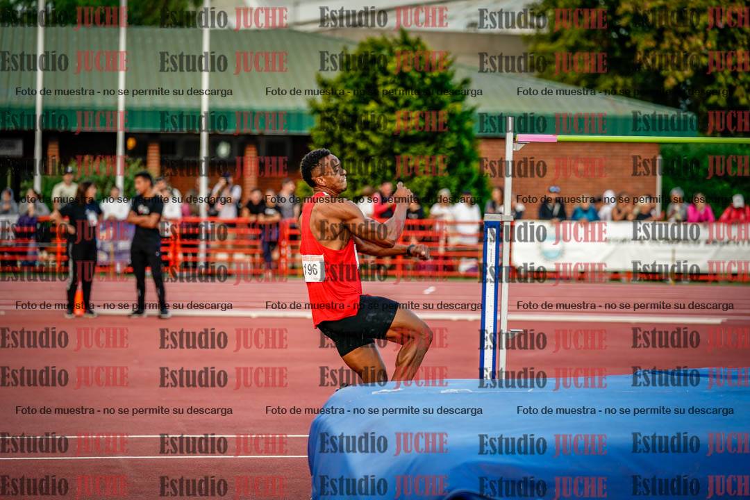 Fotos del salto en alto de varones - deca 4
