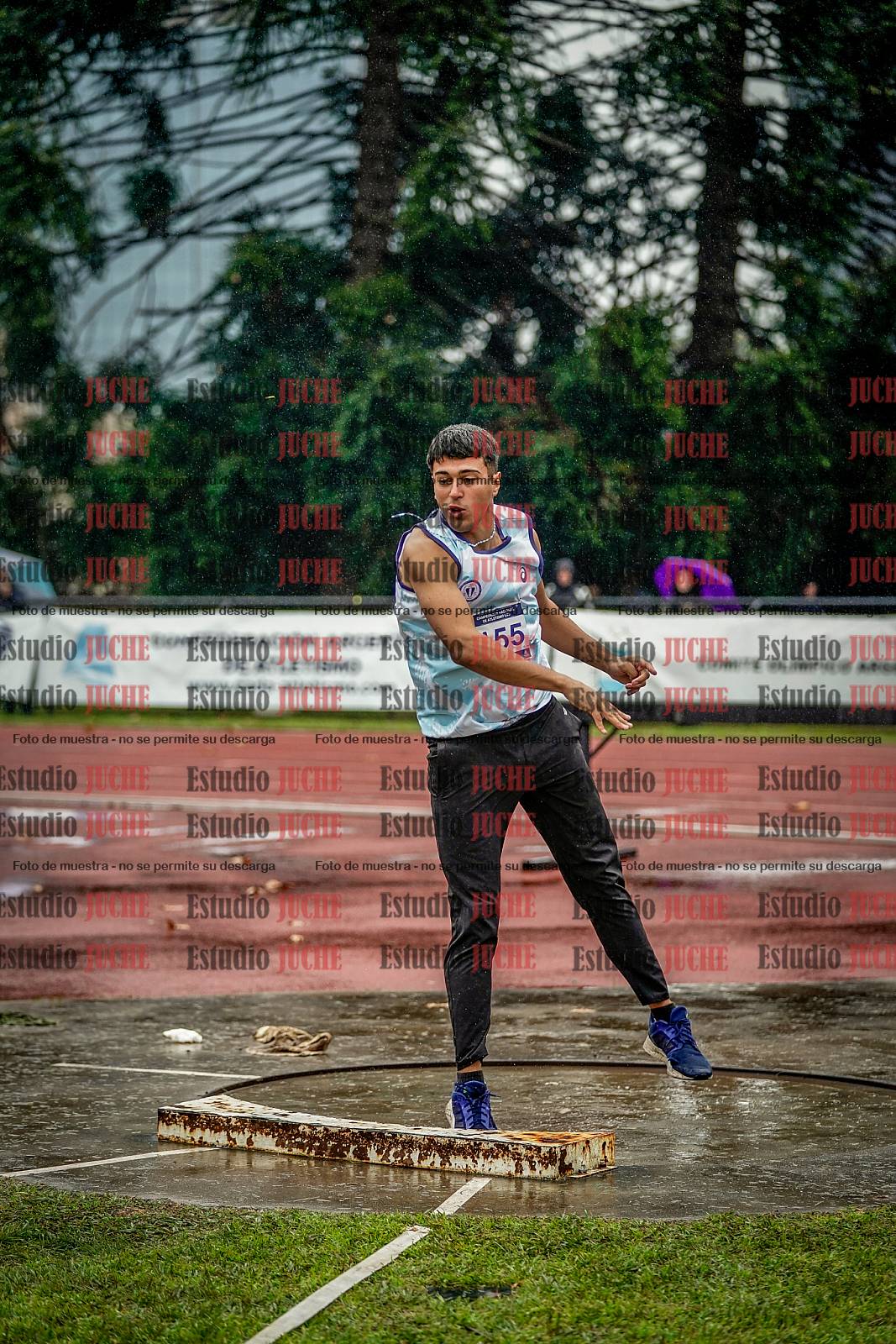 Fotos del lanzamiento de bala de varones - decatlón 3