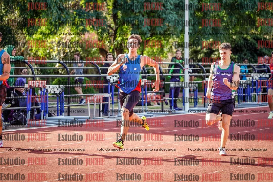 Fotos de los 400 m llanos de varones
