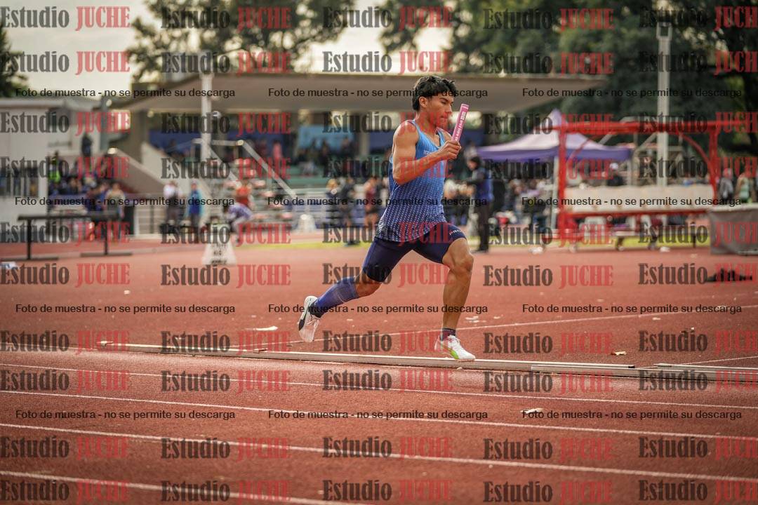 Fotos de las postas 4x400 m llanos de varones