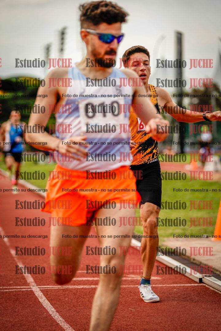 Fotos de los 800 m de varones