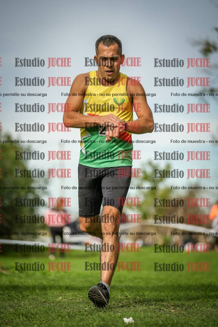 Fotos de la llegada del cross de 8000 m