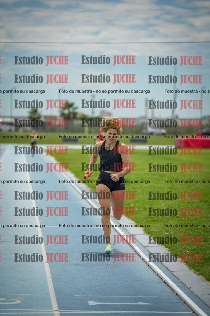 Fotos de las postas 4x200 m llanos de mujeres