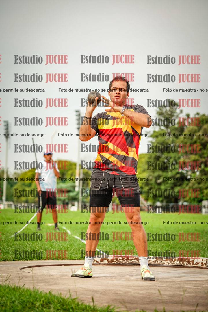 Fotos del lanzamiento de bala de varones