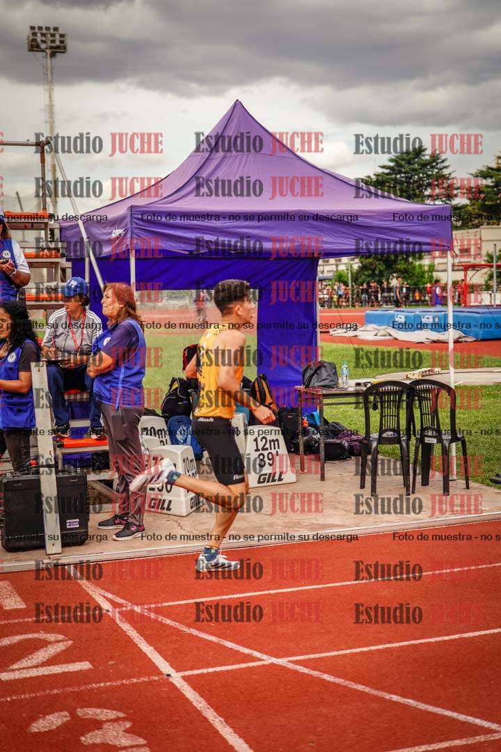 Fotos de los 800 m de varones