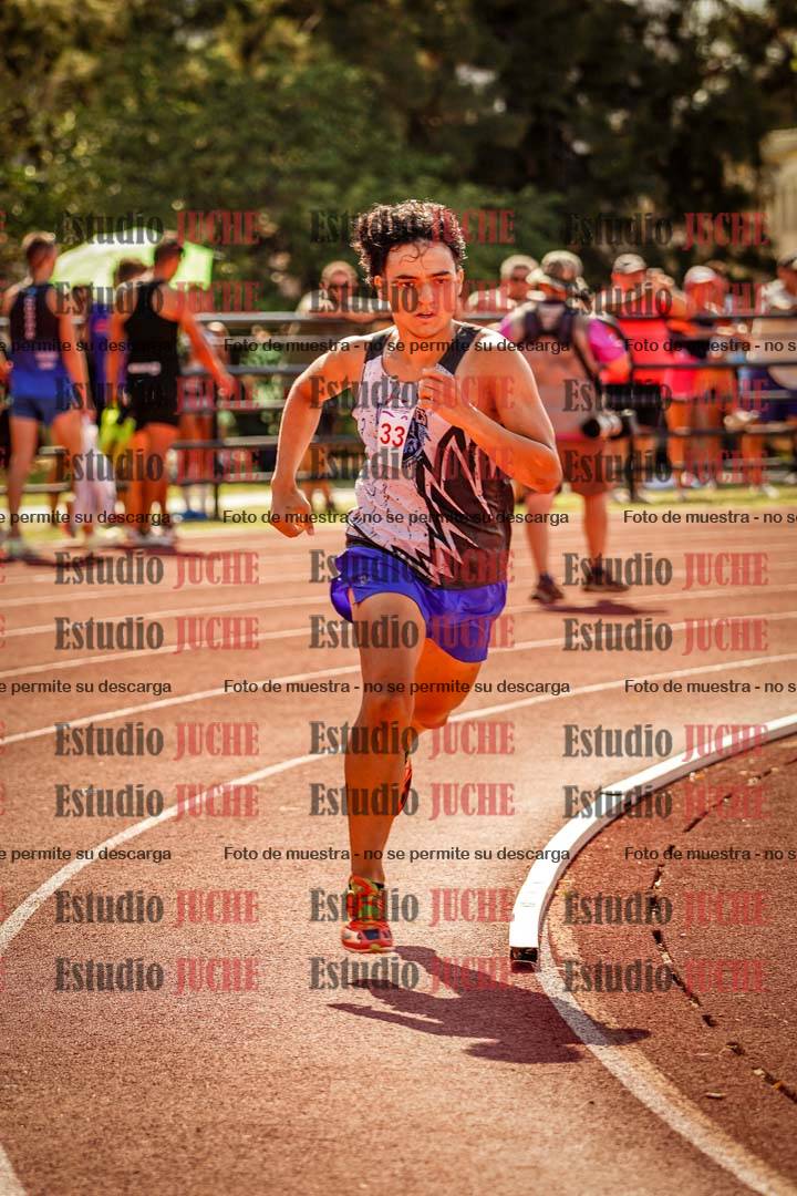 Fotos de los 800 m llanos de varones