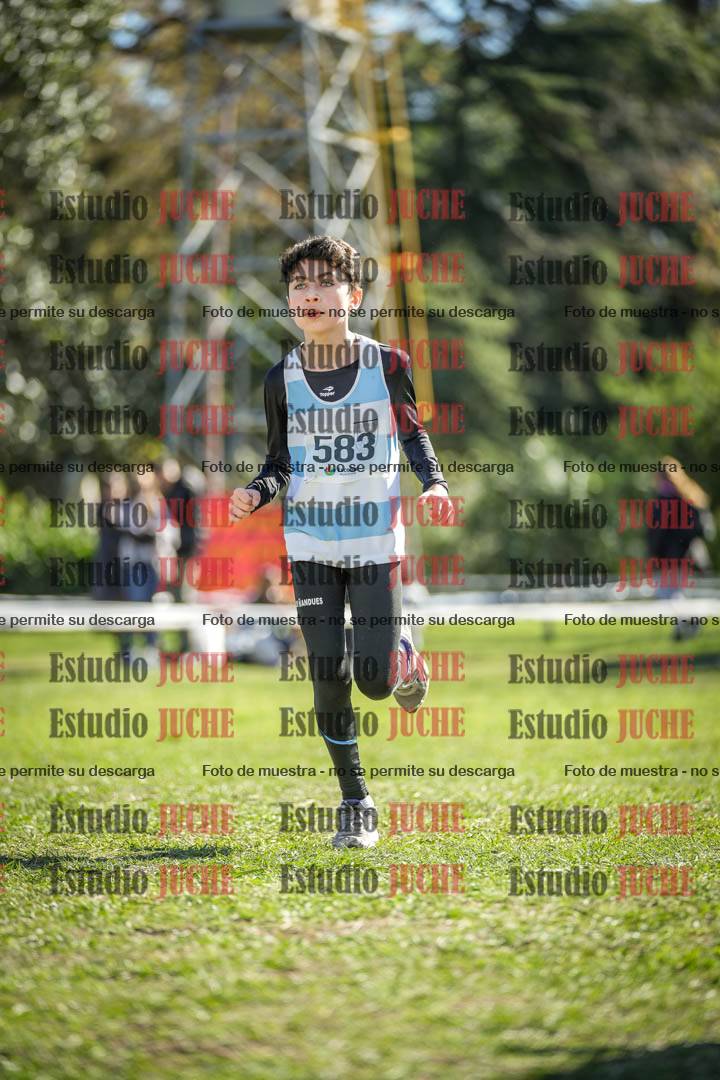 Fotos de la llegada del cross de 1000 m