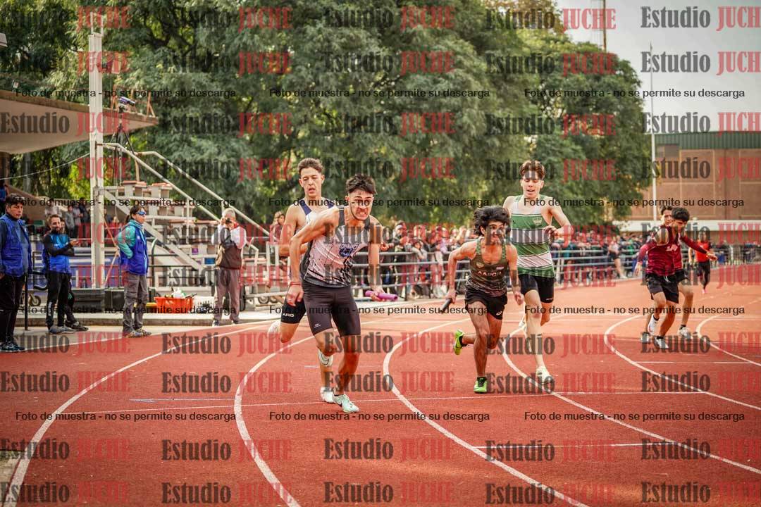 Fotos de las postas 4x400 m llanos de varones