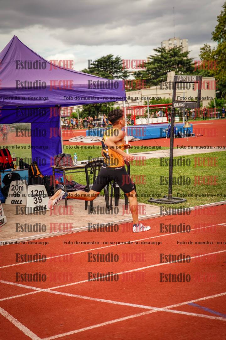 Fotos de los 800 m de varones