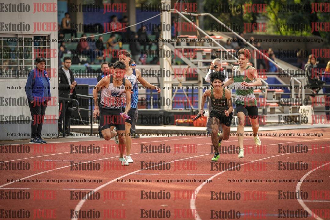 Fotos de las postas 4x400 m llanos de varones