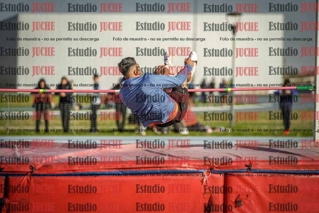 Fotos del salto en alto de varones - decatlón 4