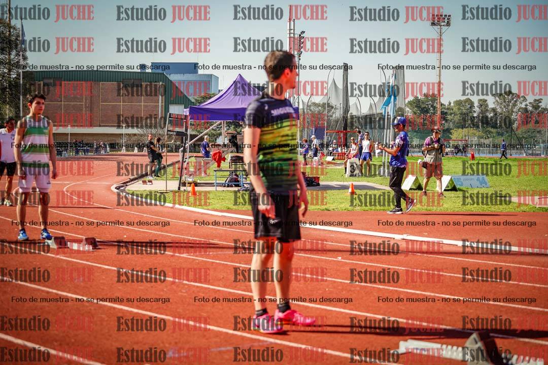 Fotos de los 400 m llanos de varones