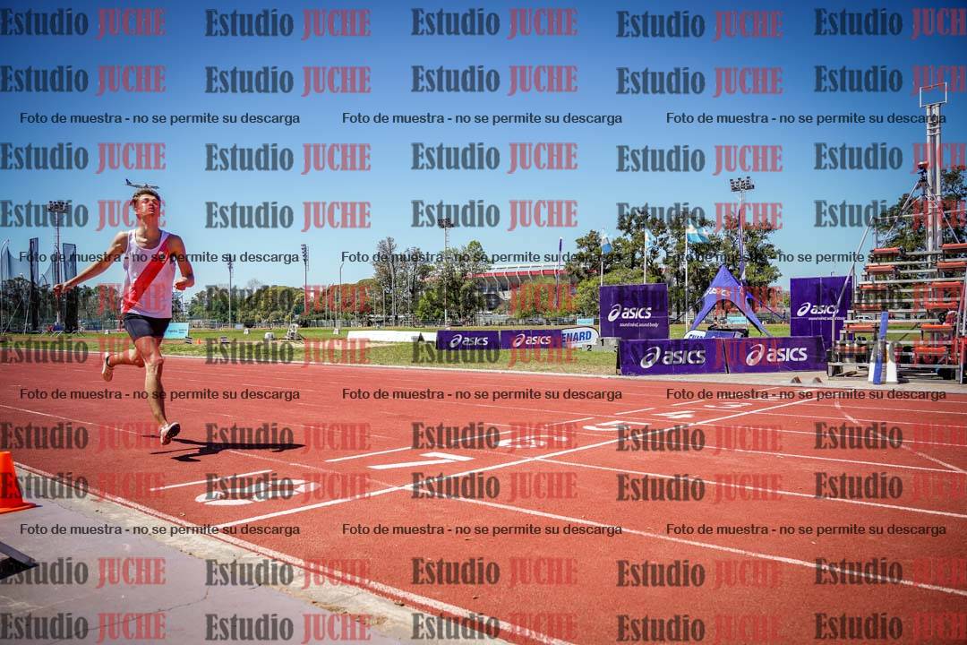 Fotos de los 400 m llanos de varones