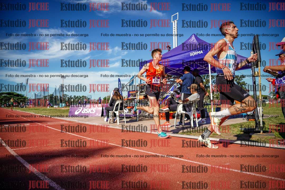 Fotos de los 5000 m llanos de varones