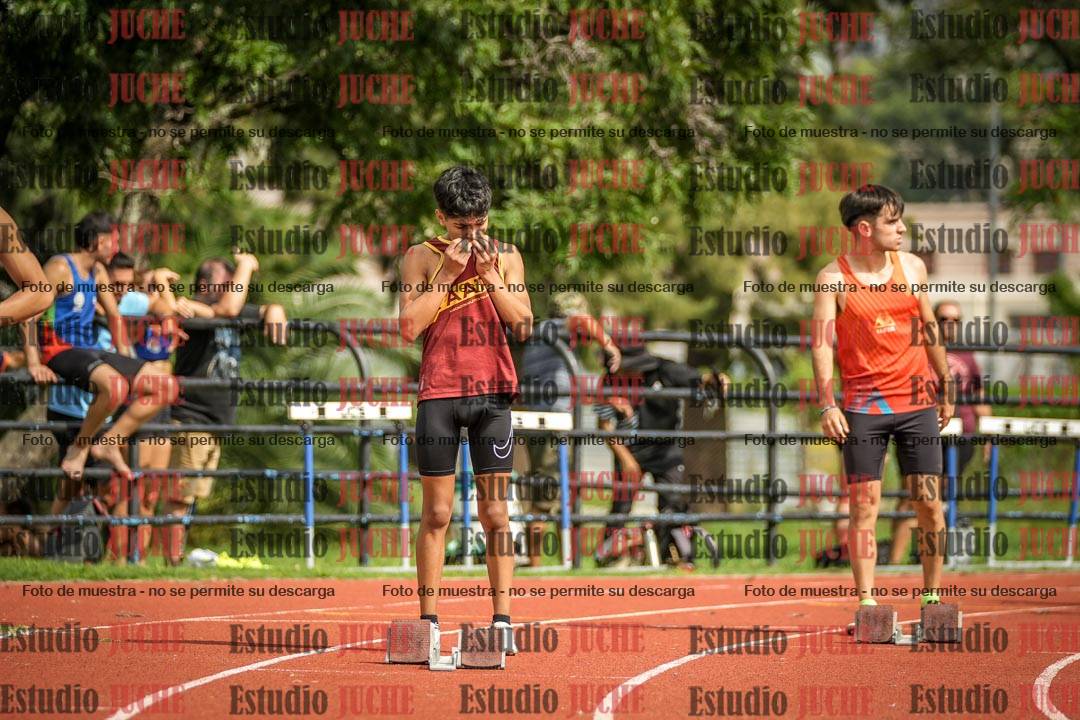 Fotos de los 200 m llanos de varones