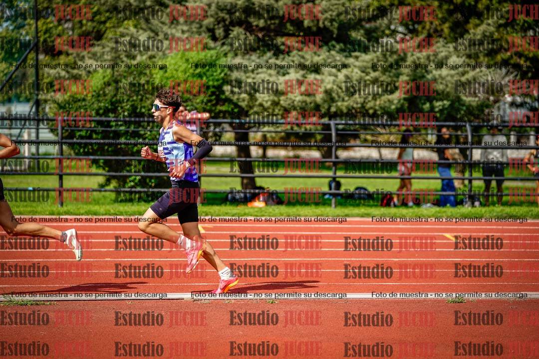 Fotos de los 3000 m llanos de varones