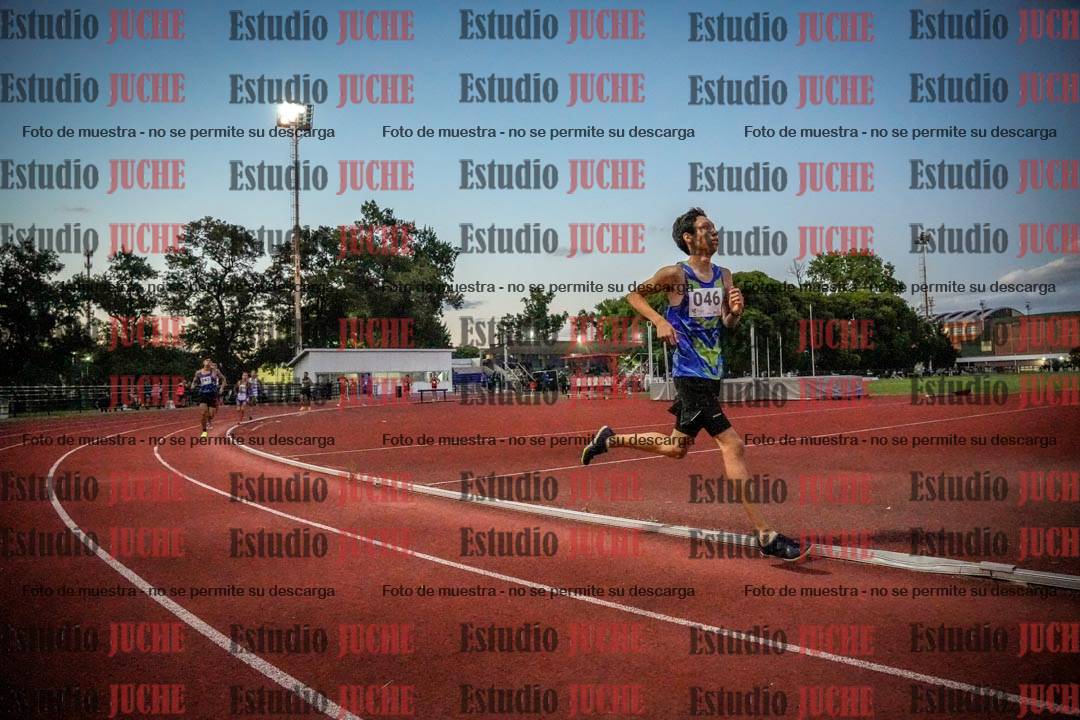 Fotos de los 1500 m llanos de varones