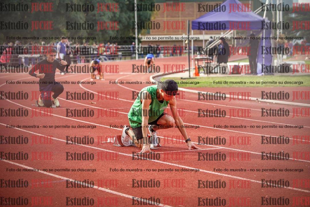 Fotos de los 400 m llanos de varones