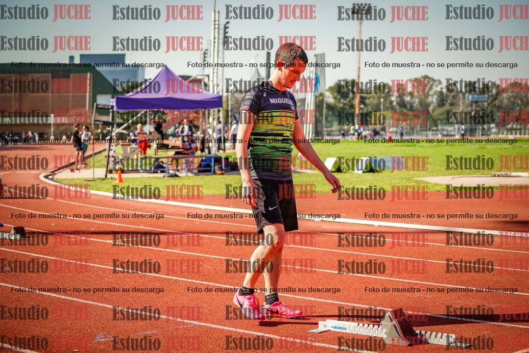Fotos de los 400 m llanos de varones