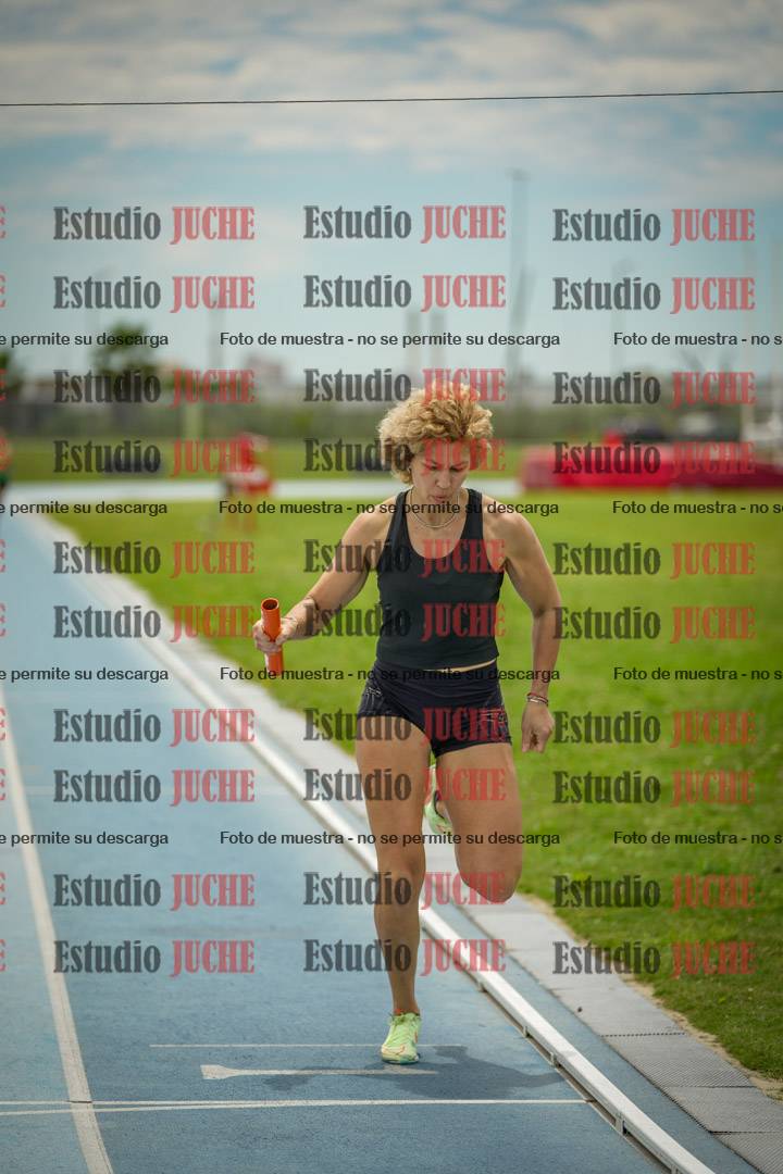 Fotos de las postas 4x200 m llanos de mujeres