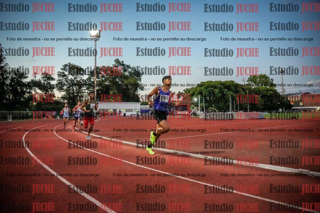 Fotos de los 1500 m llanos de varones