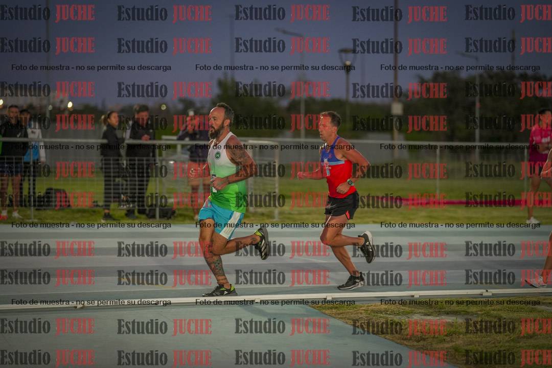 Fotos de los 3000 m llanos de varones