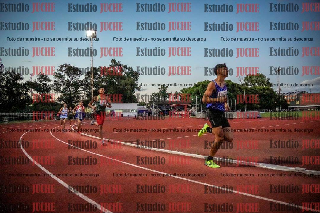 Fotos de los 1500 m llanos de varones