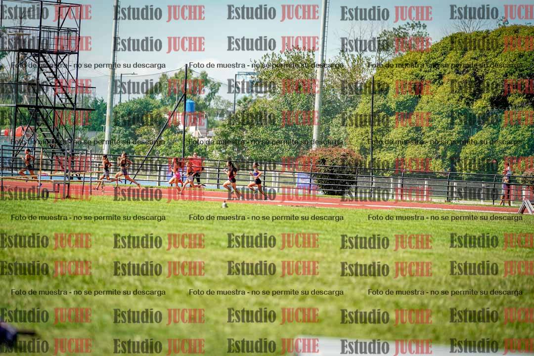 Fotos de los 600 m de mujeres