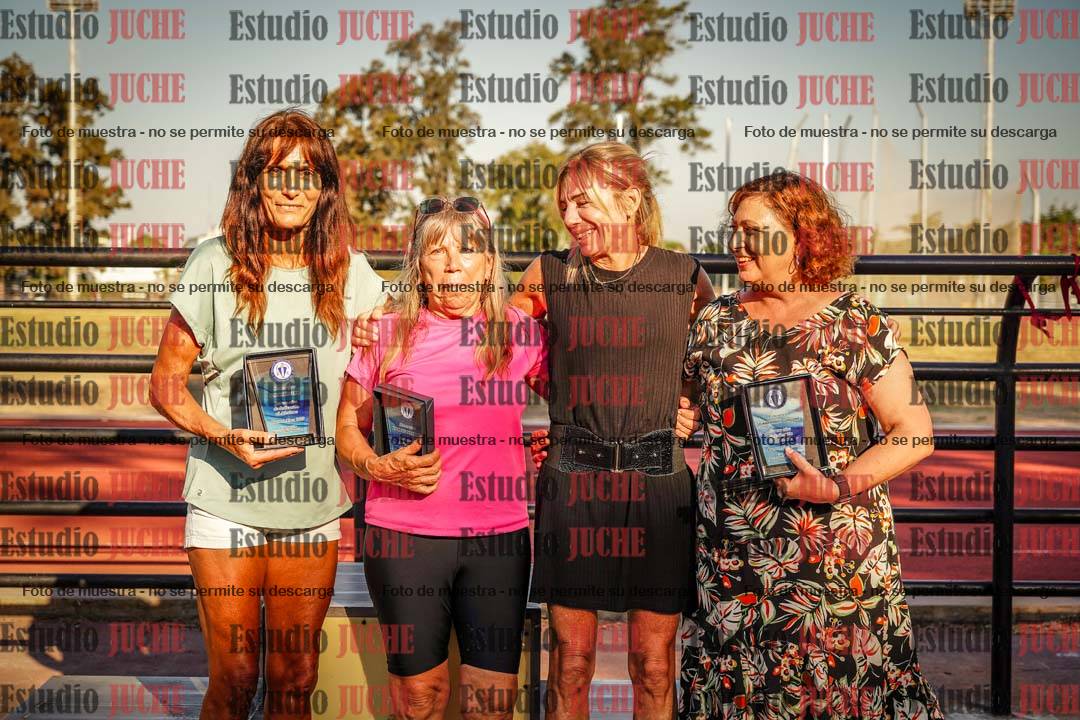 Fotos de algunos podios y extras del torneo