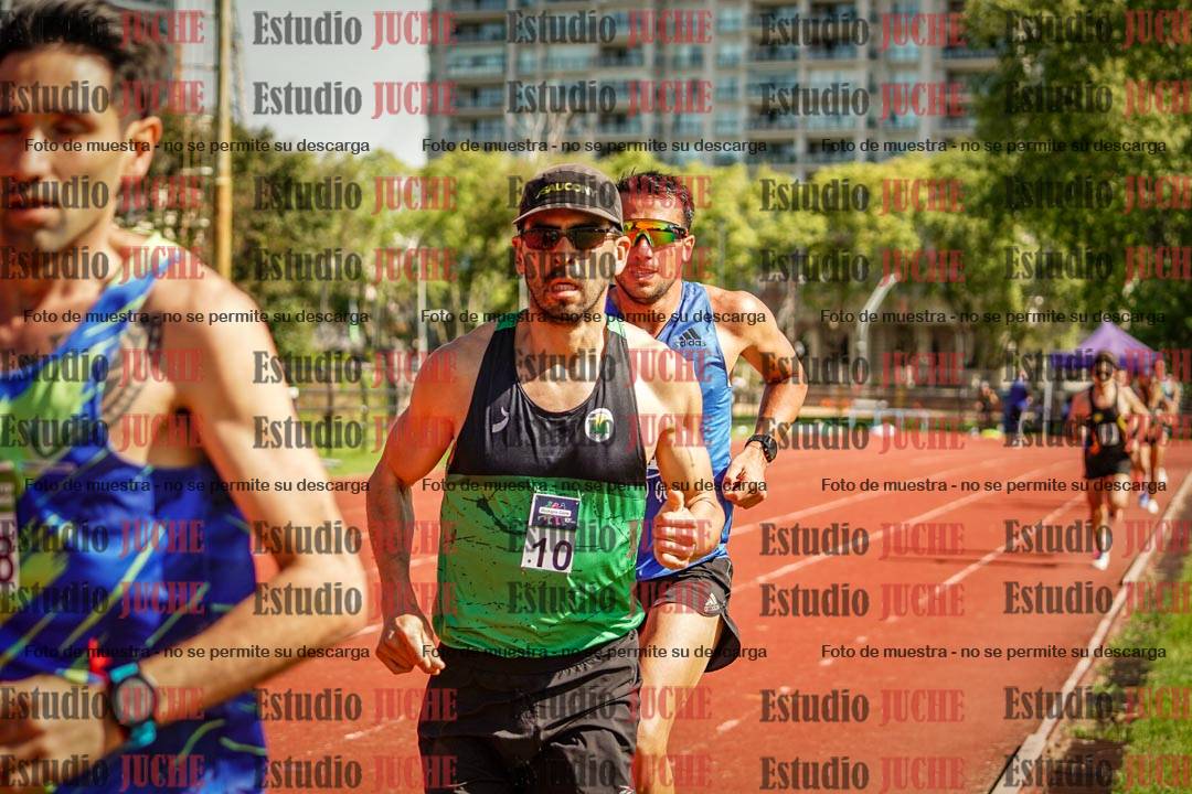Fotos de los 5000 m llanos de mujeres y varones