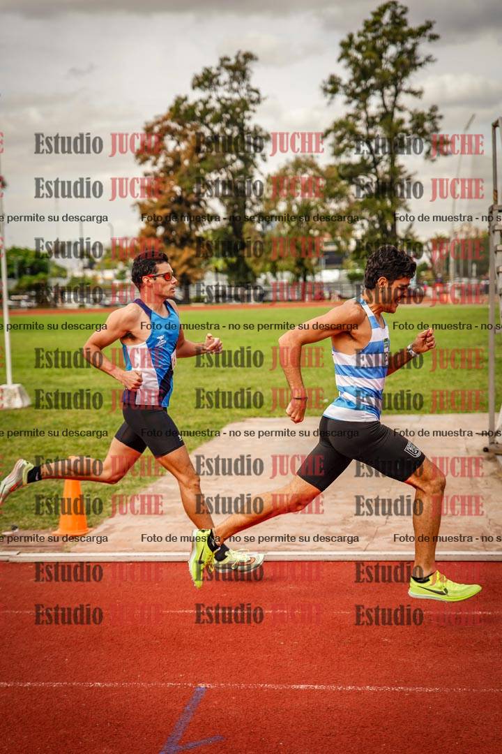 Fotos de los 800 m de varones