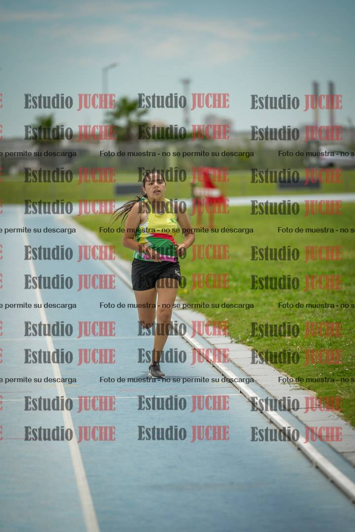 Fotos de las postas 4x200 m llanos de mujeres