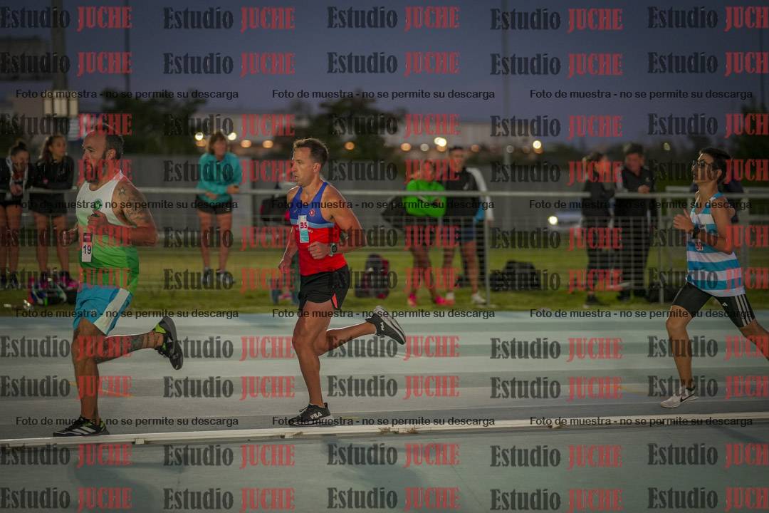 Fotos de los 3000 m llanos de varones