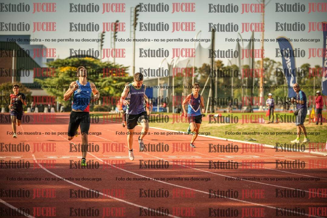 Fotos de los 400 m llanos de varones