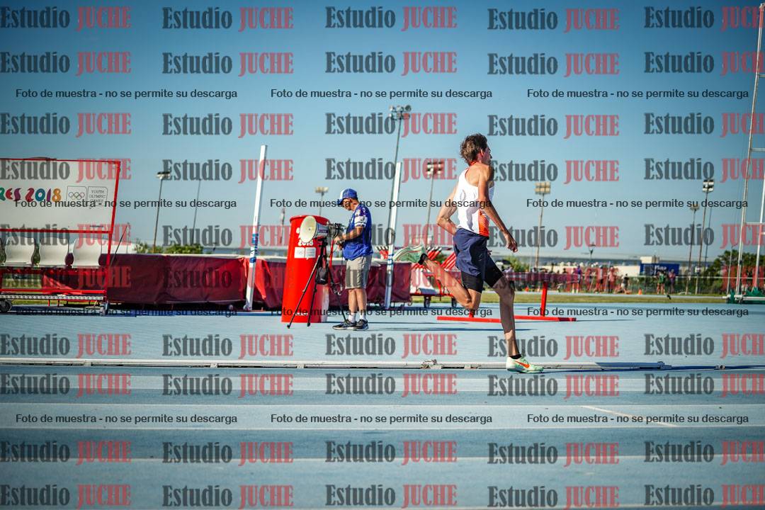 Fotos de los 400 m llanos de varones