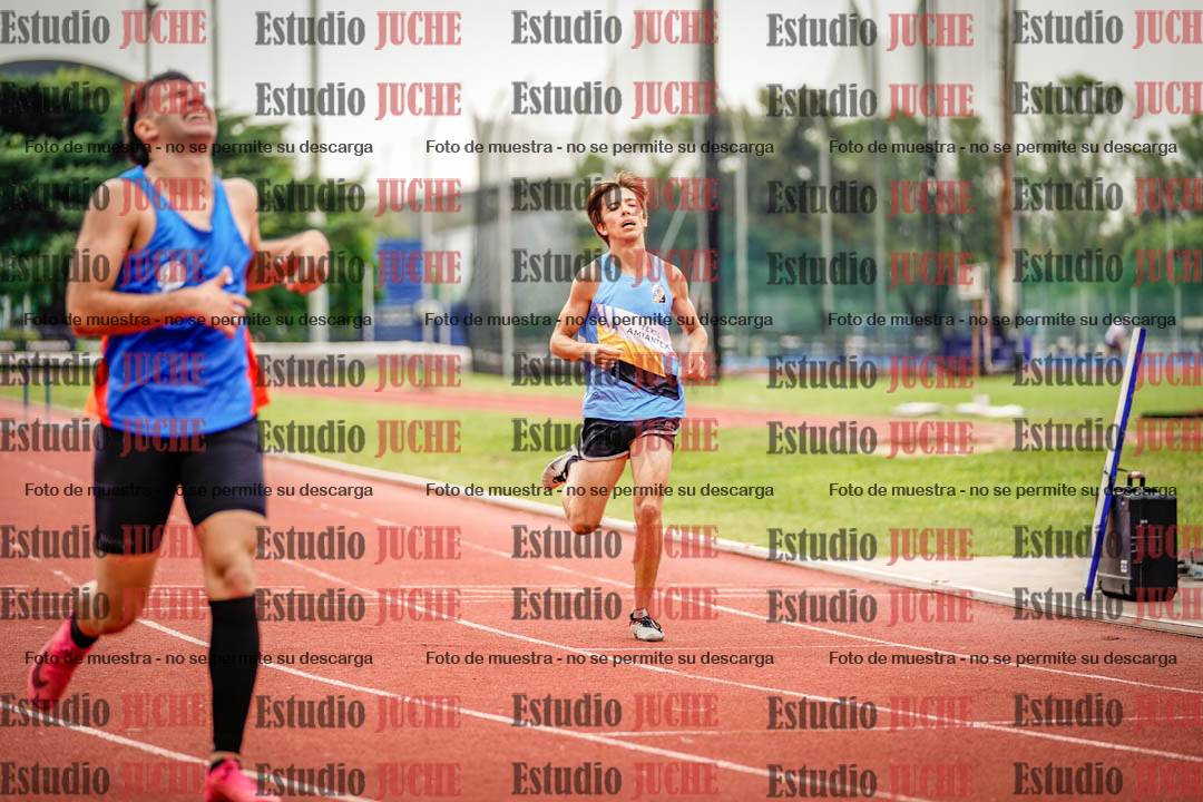 Fotos de los 400 m con vallas de varones