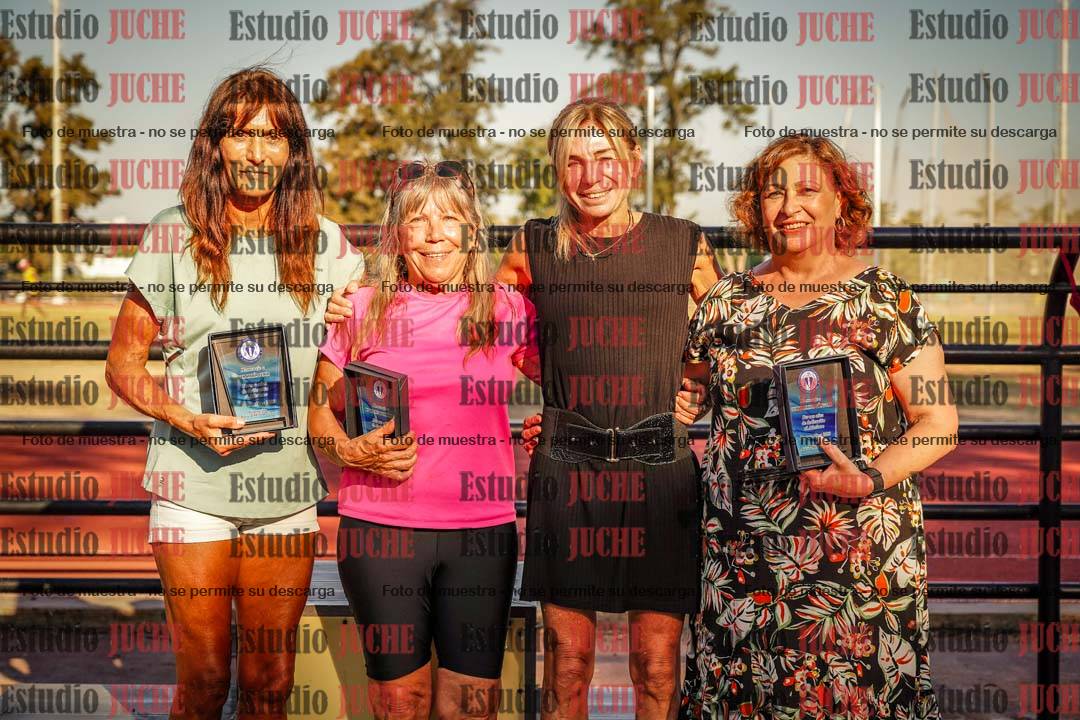 Fotos de algunos podios y extras del torneo