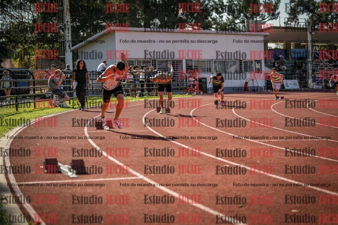 Fotos de los 400 m llanos de varones