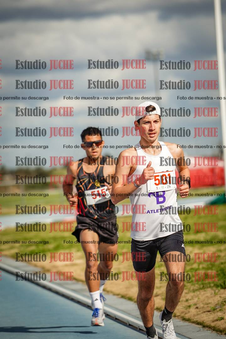 Fotos de los 5000 m llanos de varones