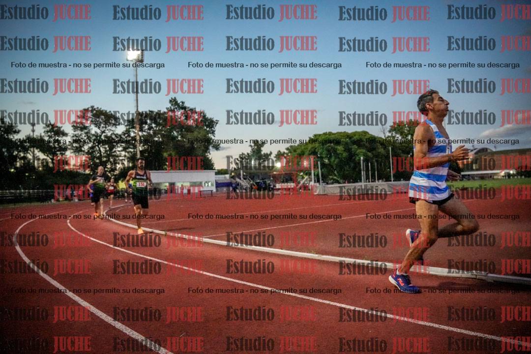 Fotos de los 1500 m llanos de varones