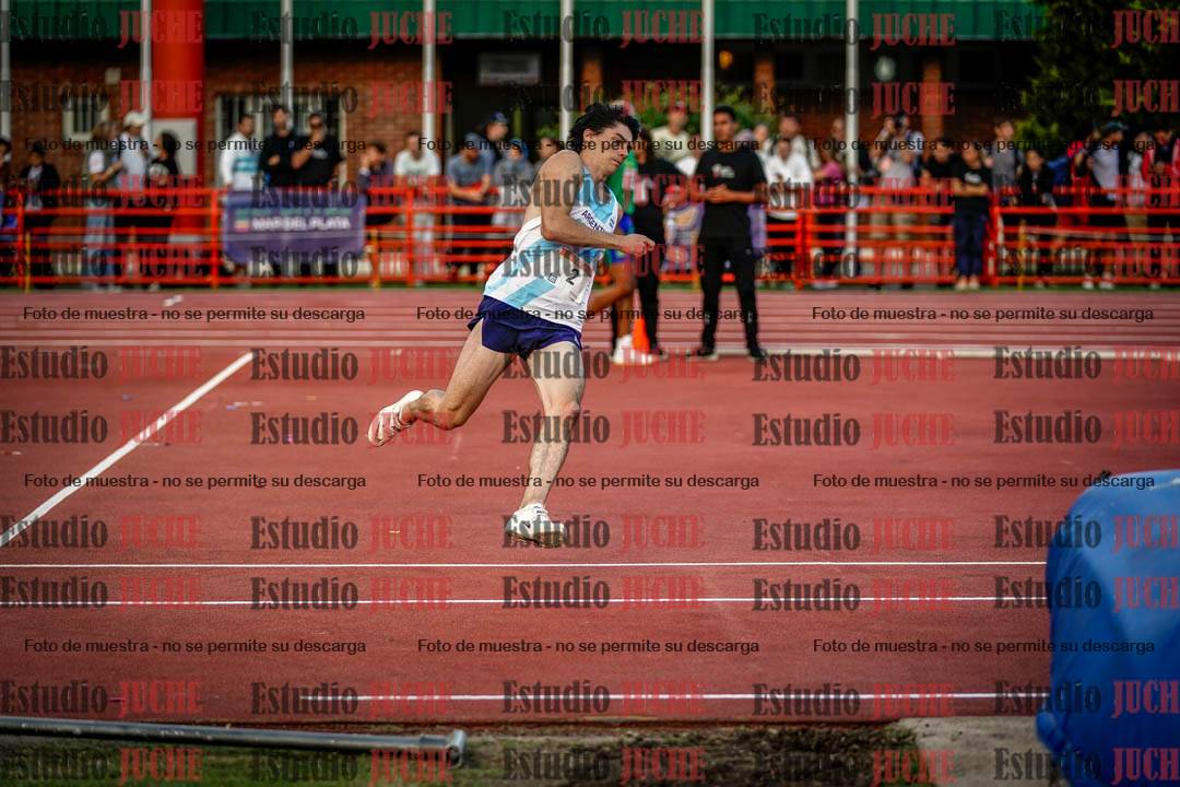 Fotos del salto en alto de varones - deca 4