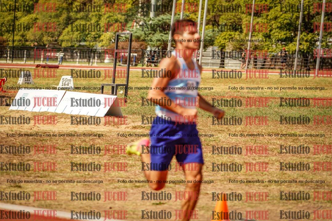 Fotos de los 800 m llanos de varones