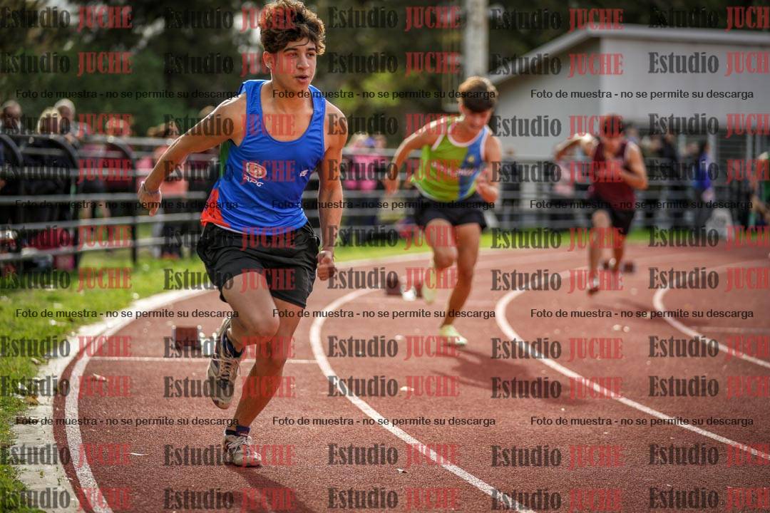 Fotos de los 400 m llanos de varones