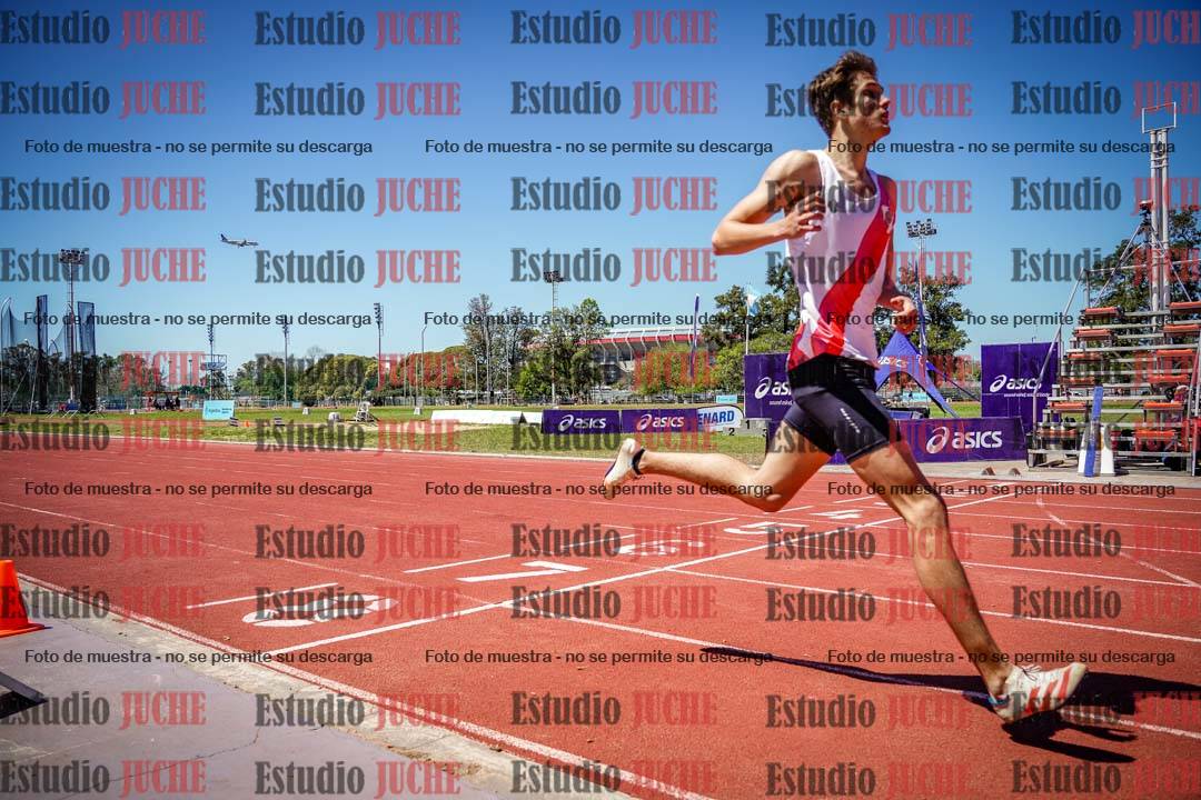 Fotos de los 400 m llanos de varones