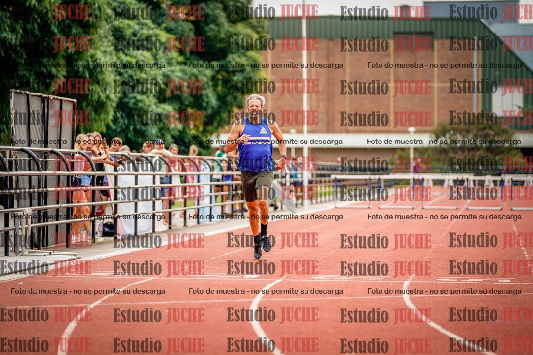 Fotos de los 400 m con vallas de varones