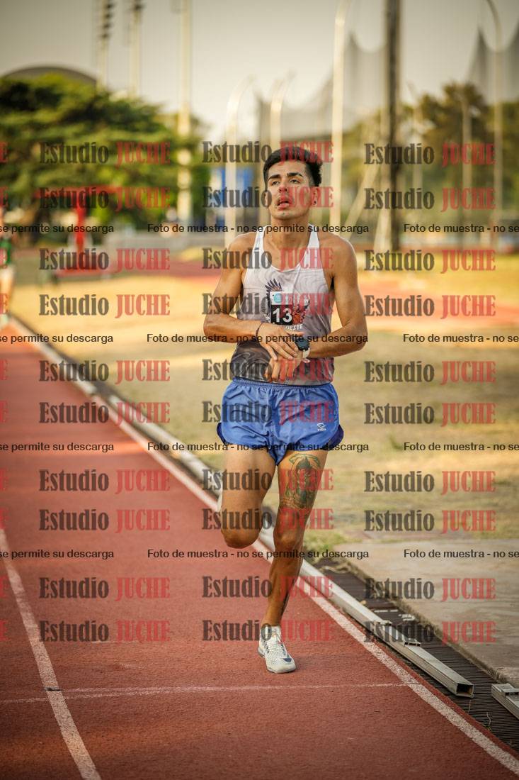 Fotos de los 5000 m llanos de mujeres y varones