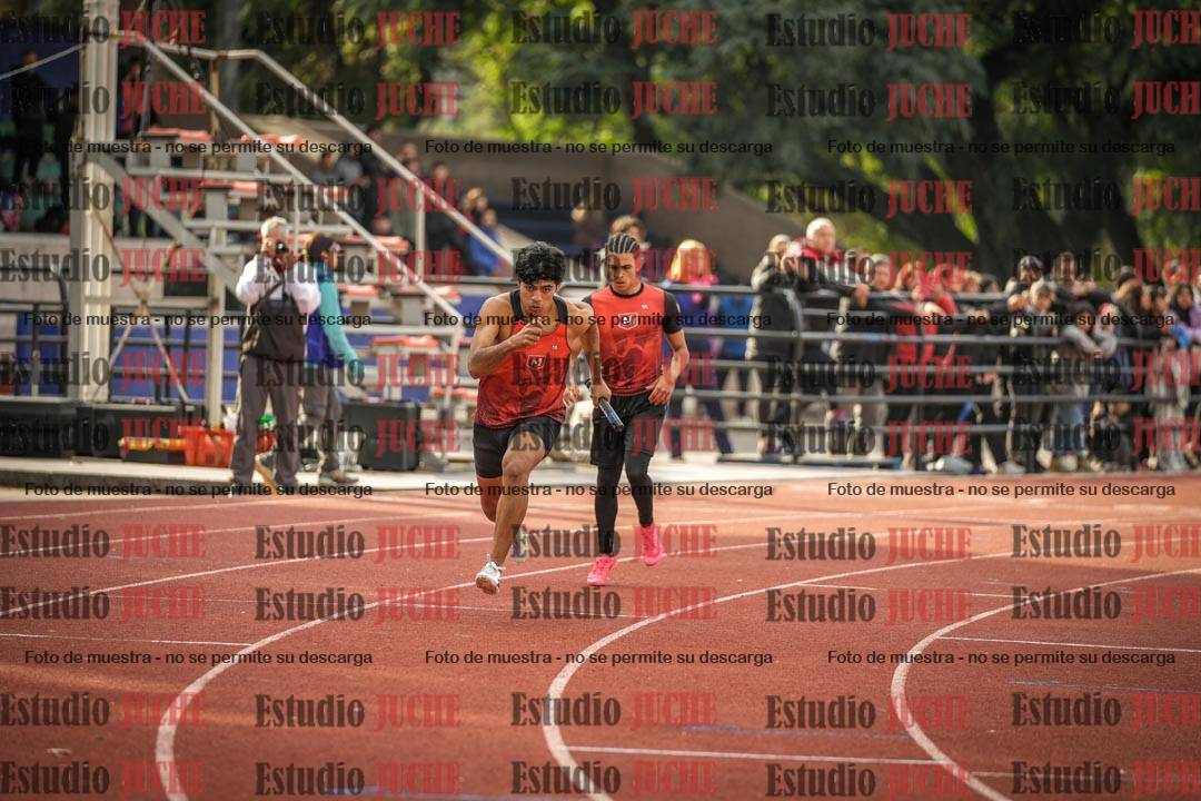 Fotos de las postas 4x400 m llanos de varones