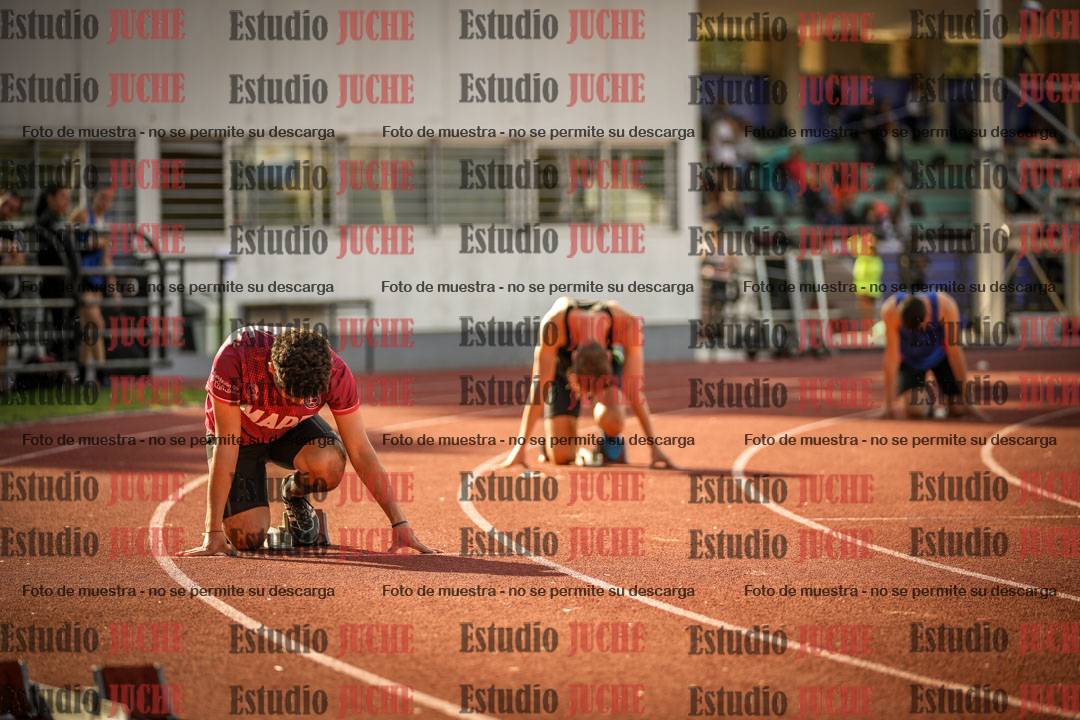 Fotos de los 400 m llanos de varones