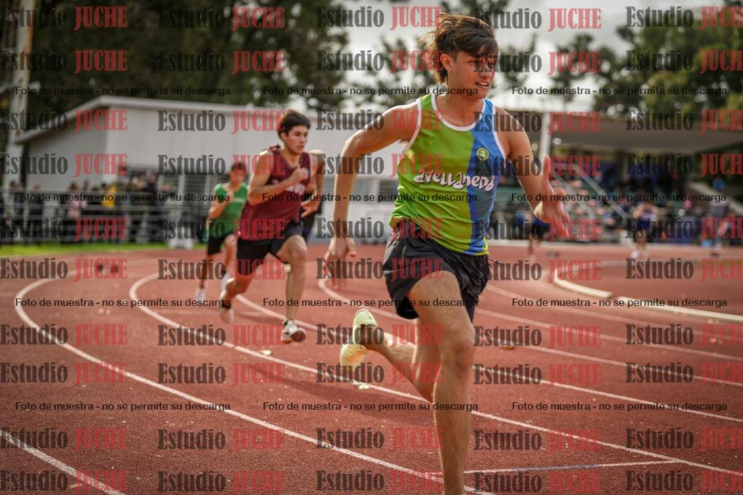 Fotos de los 400 m llanos de varones