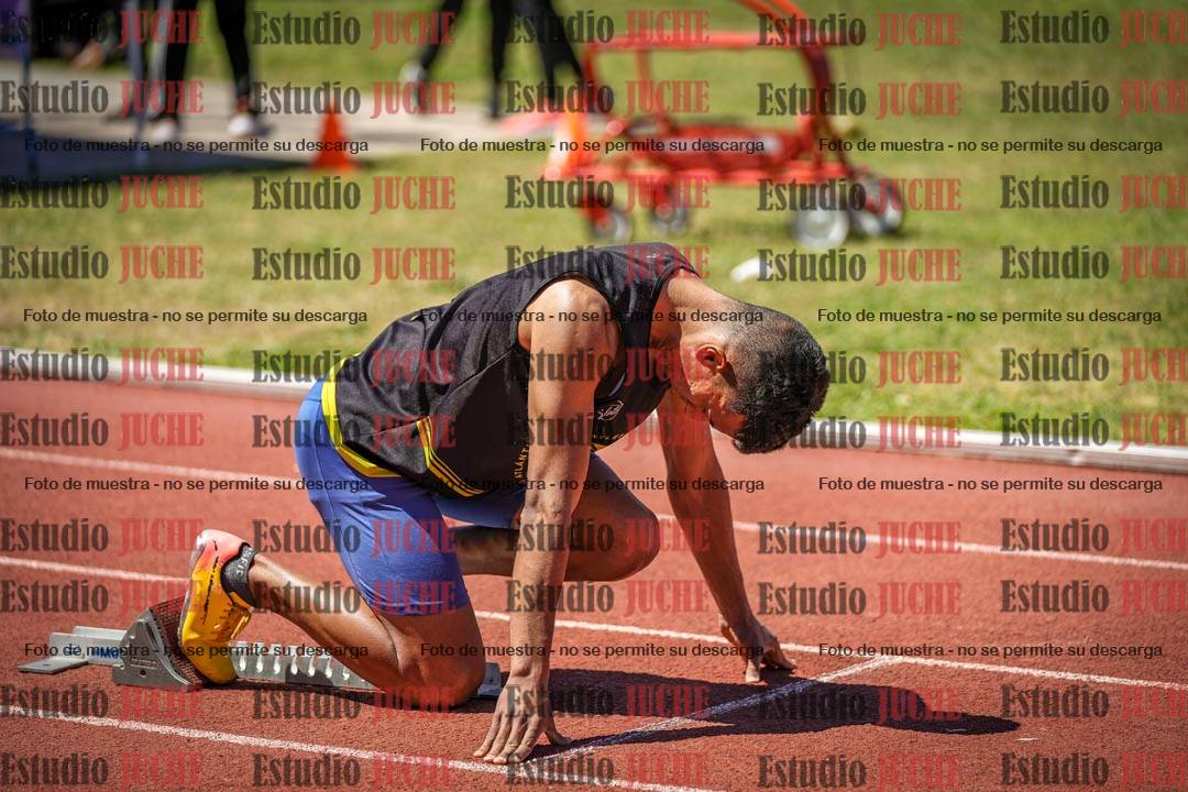 Fotos de los 400 m llanos de varones